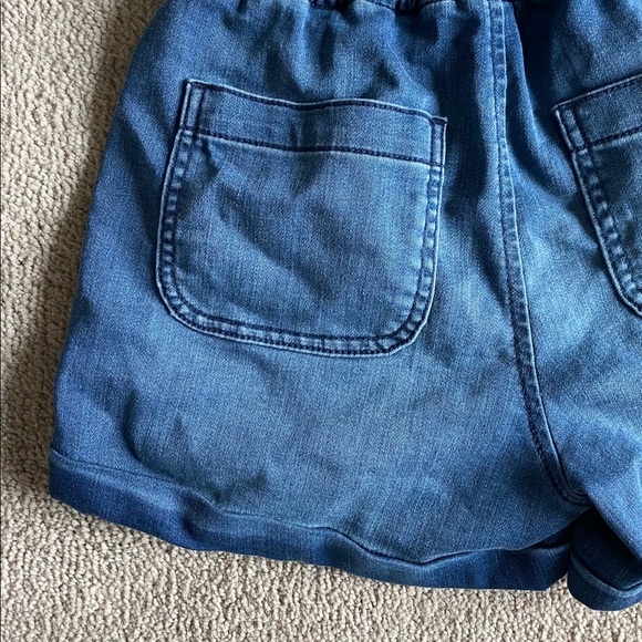 Adorable Sinch Waist Draw String Shorts - Picture 5 of 5